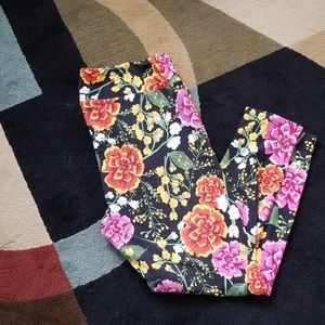 Floral lularoe leggings